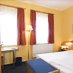 Anna Amalia 3* Weimar