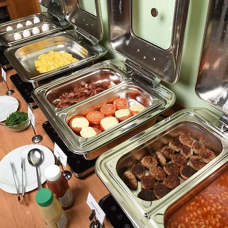 安娜·阿玛利亚酒店 3*