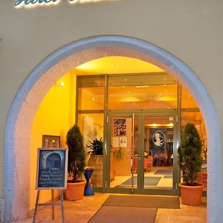 Otel Anna Amalia 3*